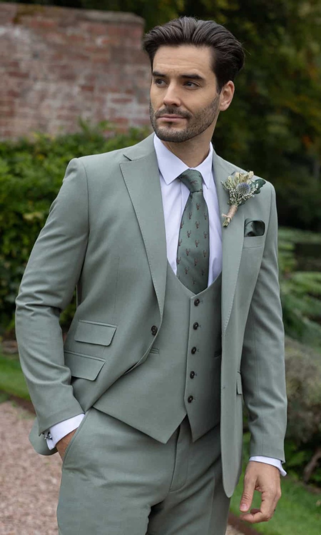 Rome wedding suit from the Isobels hire collection